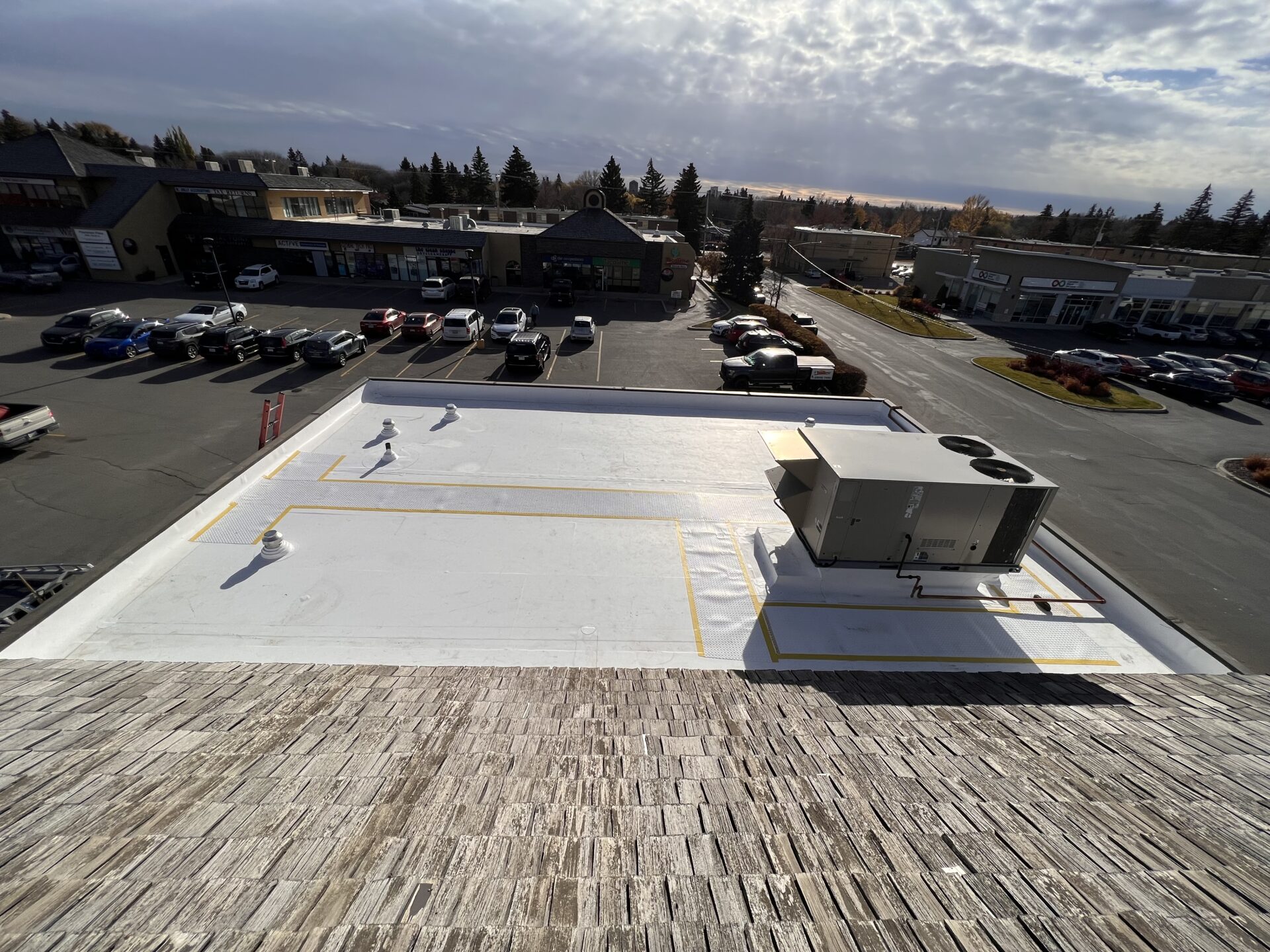 jr-and-co-roofing-contractors-completed-roof-service-project-completed-after-image